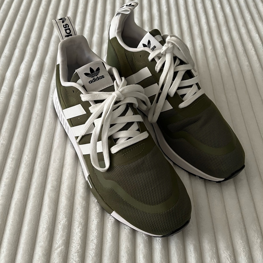 Adidas Multix Men’s Sneakers – Size 9.5